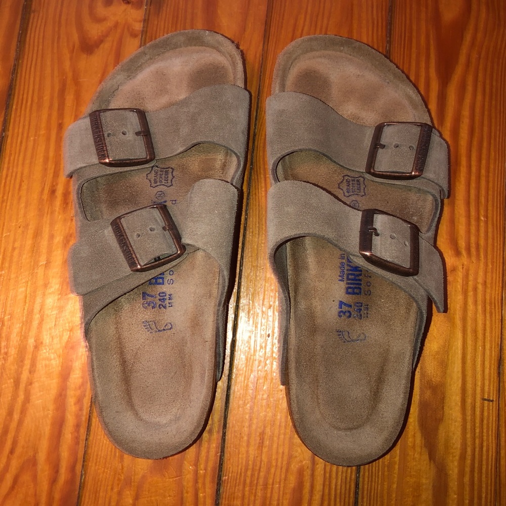 EUC soft footbed Birkenstock Arizona size 37
